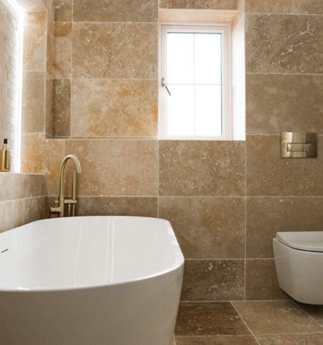 luxury bathroom