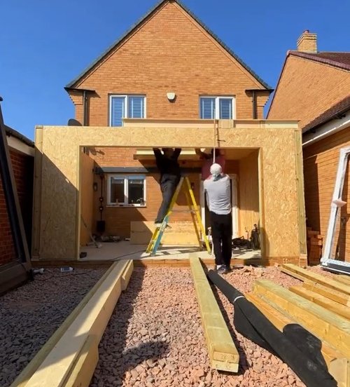 Team constructuring house extension