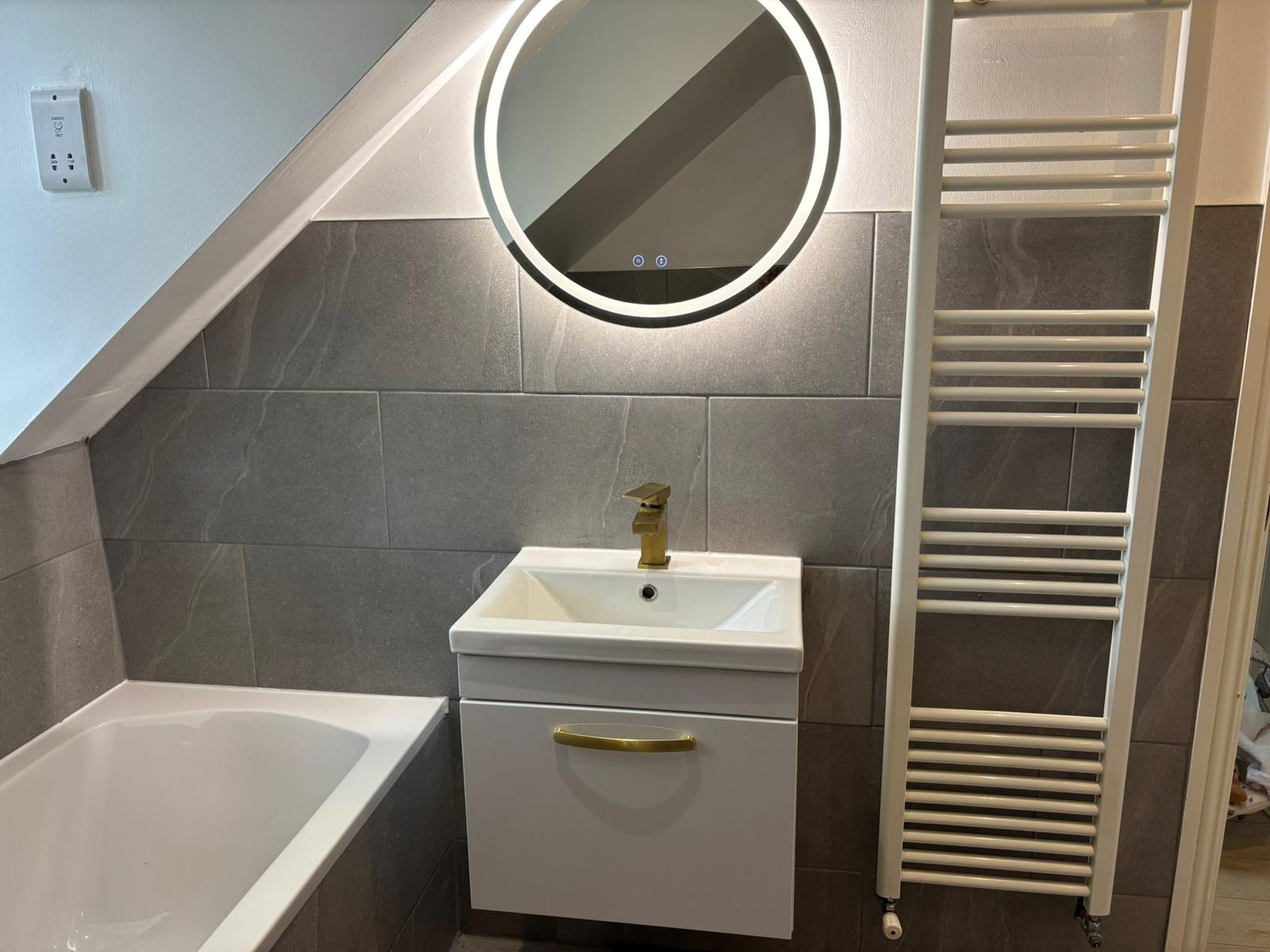 Bathroom (Northampton) project photo 1